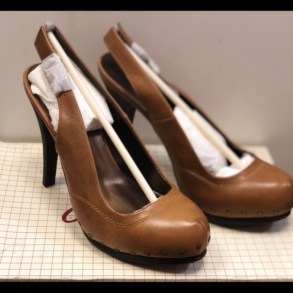 Zodiac “Vanity” Brown Leather Slingback Pumps- 7.5